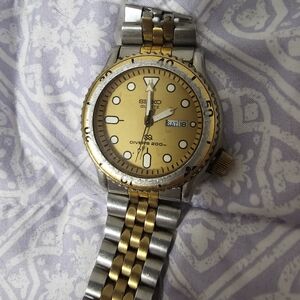 Mens Seiko 5H26-7A10 Quartz Professional Divers Watch - 200m